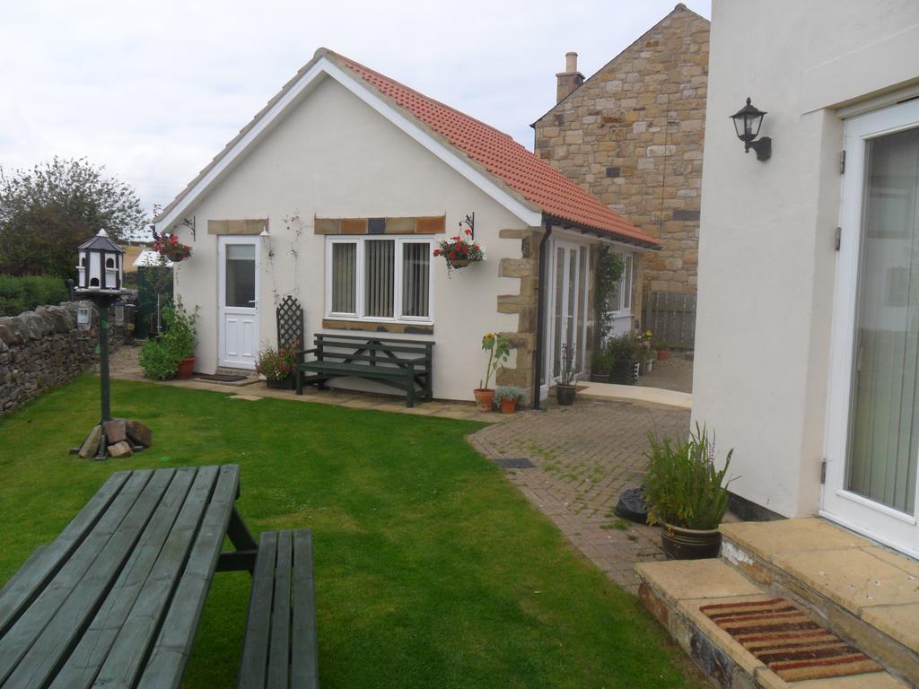 Regal House Bed and Breakfast Seahouses Eksteriør billede